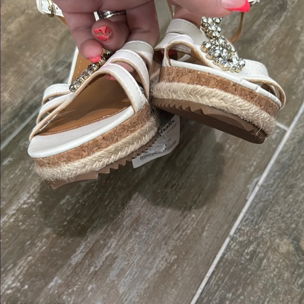 Adrienne Vittadini White and Brown Wedges with Comfort Design